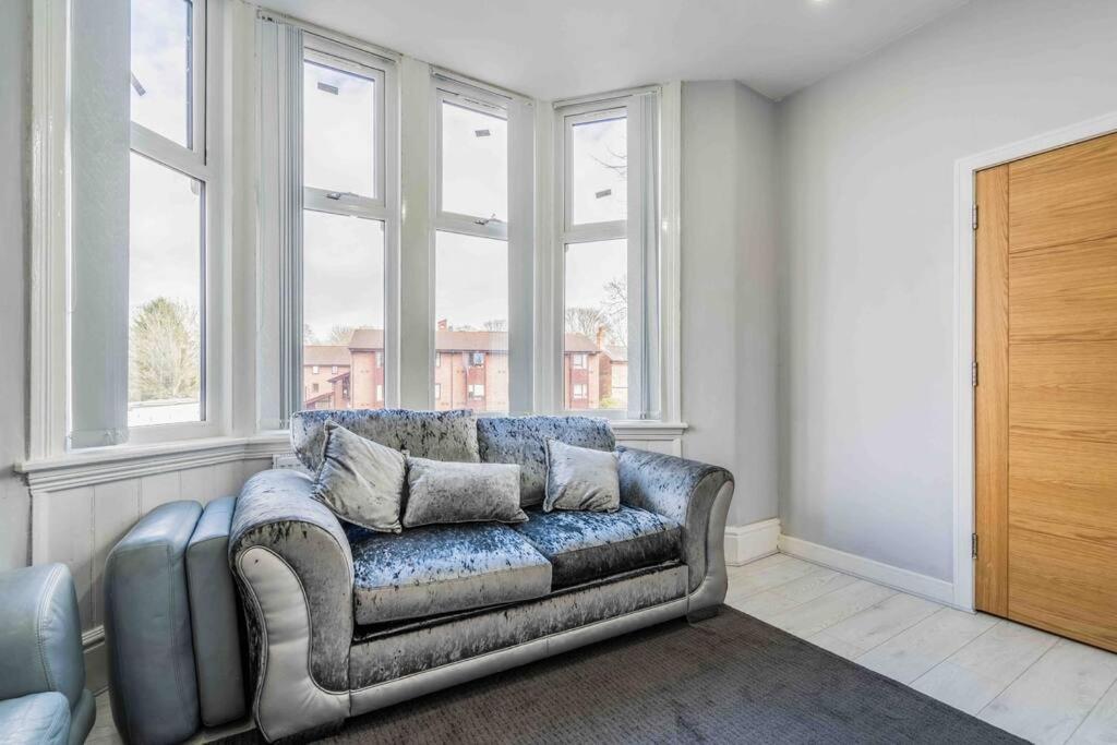 Modern Flat In Moseley With Free Parking Apartment Birmingham Luaran gambar