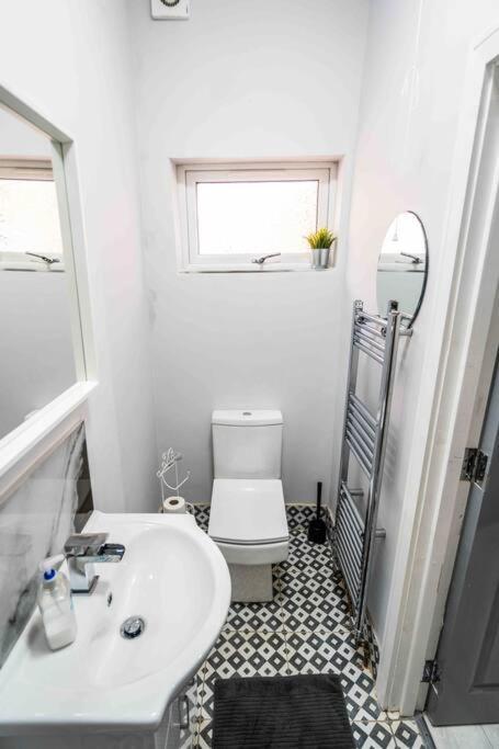 Modern Flat In Moseley With Free Parking Apartment Birmingham Luaran gambar